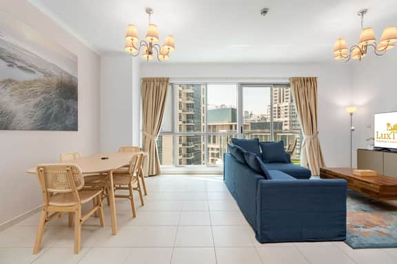 The Residences I Sky Line Views I Downtown