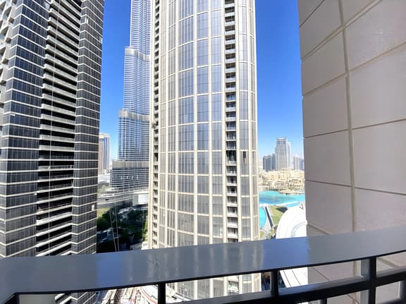 Stand Point Tower I Burj Khalifa & Fountain Views